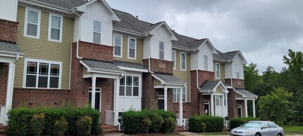 Building Photo - 828 Carpenter Glenn Dr