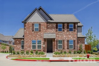 Building Photo - 1102 Fallgate Dr