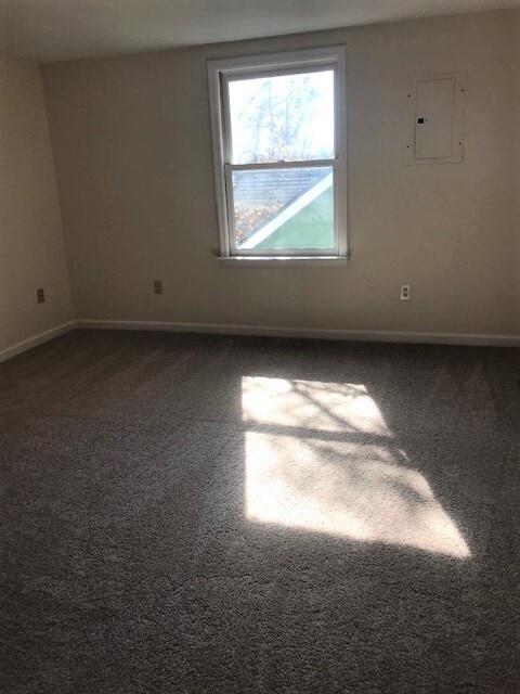 Master Bedroom (view 1) - 1113 N Academy St