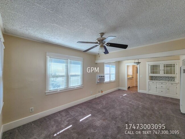 Building Photo - 383 N Wilson Ave