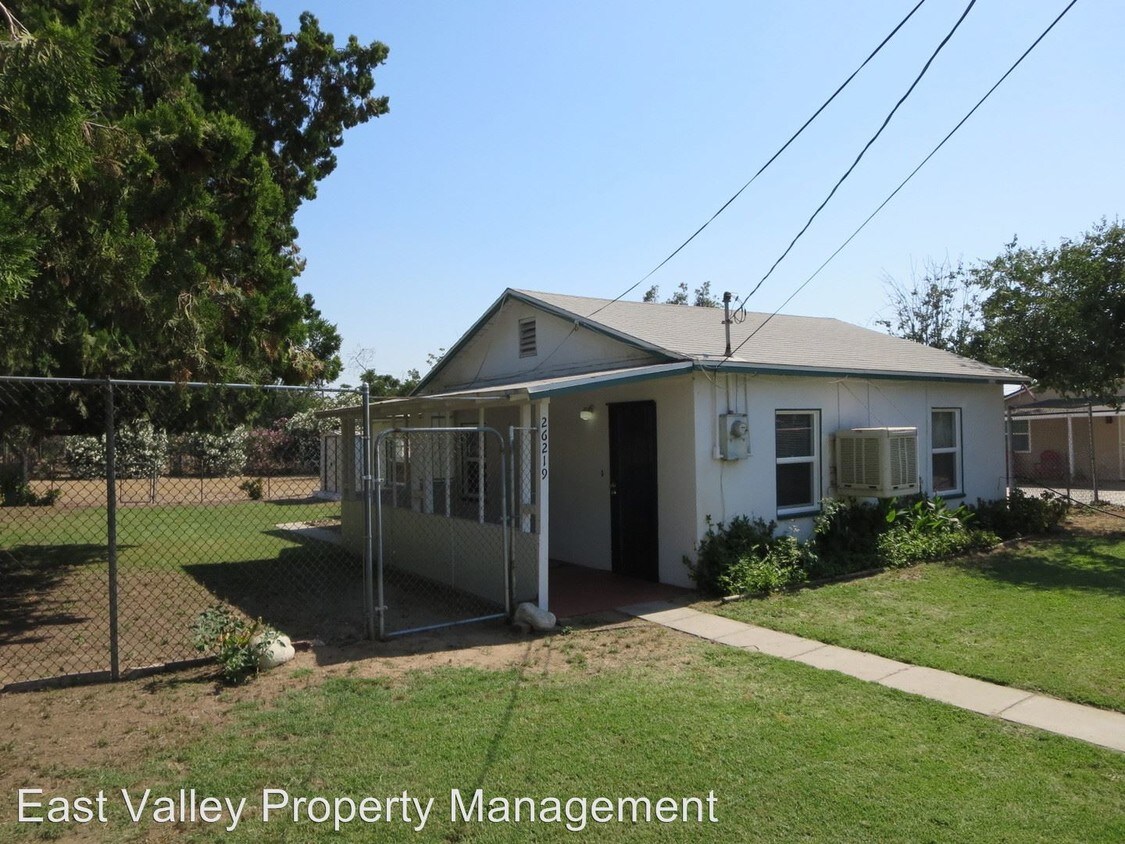 Foto principal - 26219 9th St