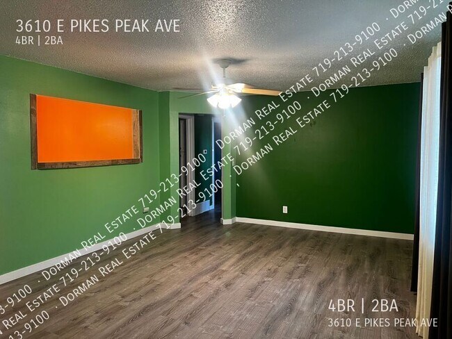 Foto del edificio - 3610 E Pikes Peak Ave