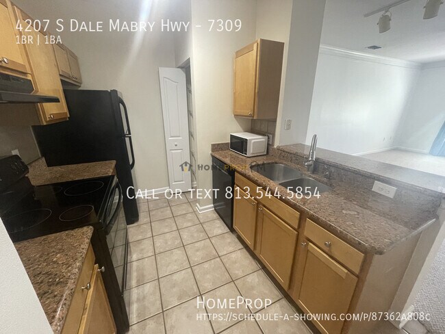 Foto del edificio - 4207 S Dale Mabry Hwy