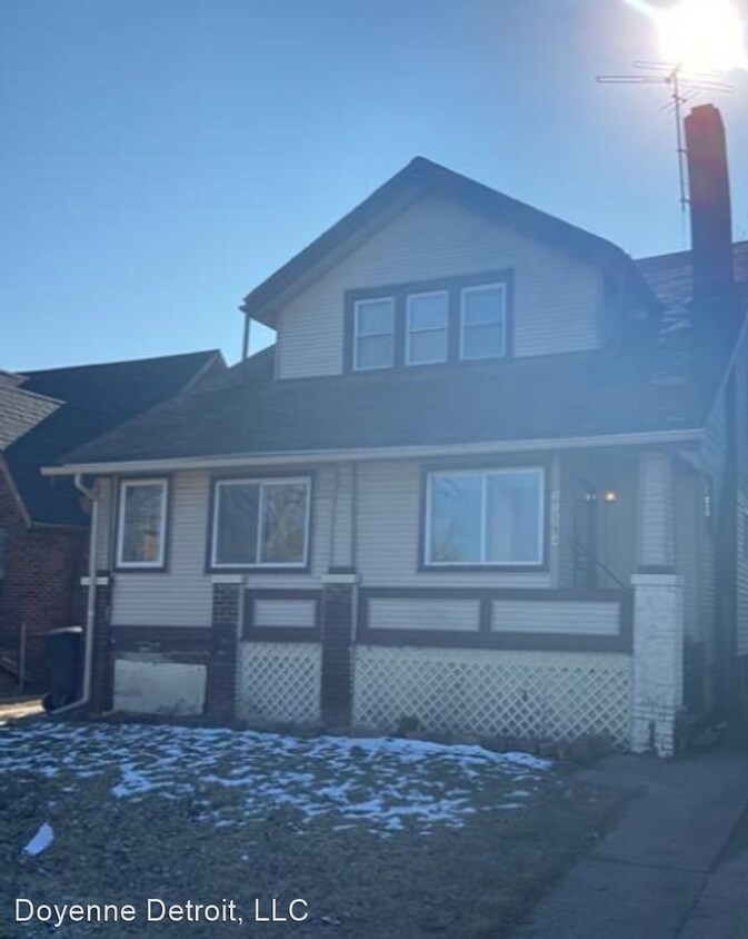 Primary Photo - 5 br, 2 bath House - 11894 Glenfield