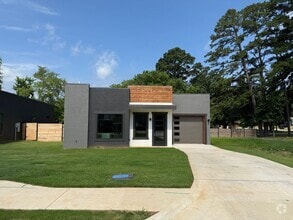Building Photo - 1516 Mahlow Dr