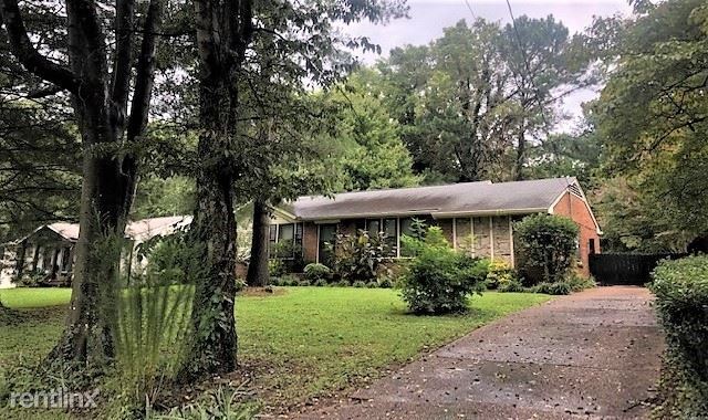 Building Photo - 3 br, 1.5 bath House - 302 Lynn Dr
