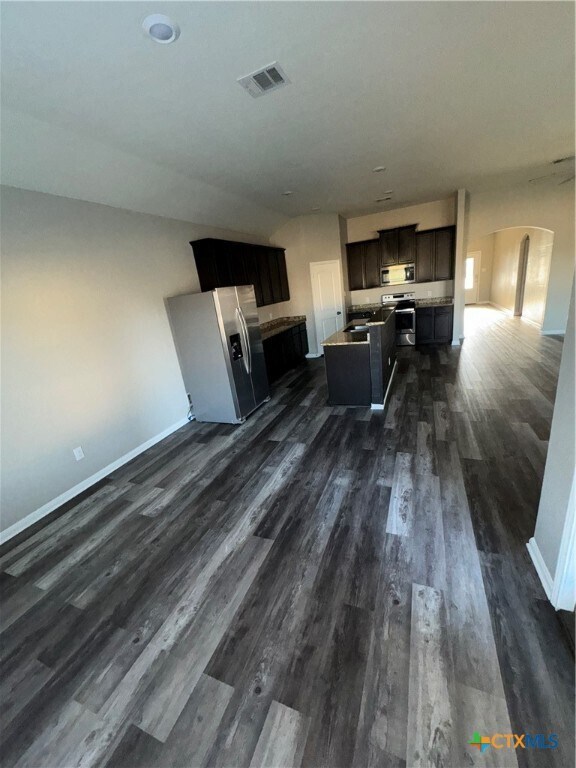 Foto del edificio - 13732 Charles W Fairbanks Cv