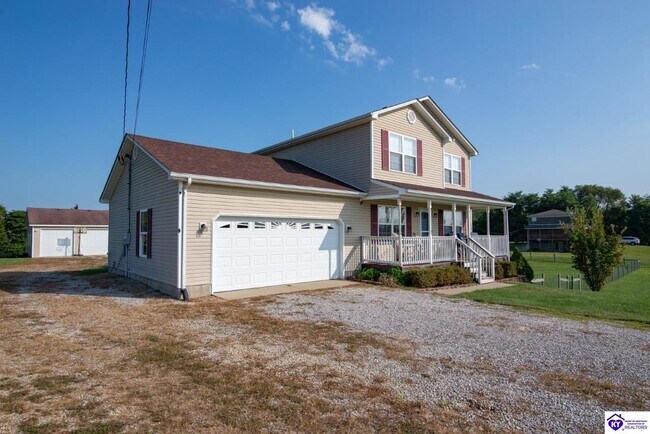 Building Photo - 650 Farmington Dr