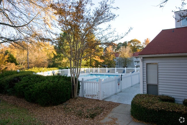 The Landing on Farmhurst Apartments - Charlotte, NC | Apartments.com