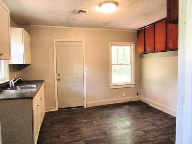 Foto del edificio - Close to Downtown Sumter