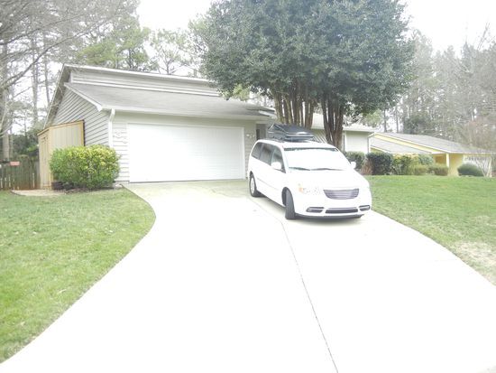 Primary Photo - 130 Creekmont Way