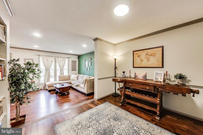 Building Photo - 13630 Cedar Creek Ln