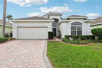 Building Photo - 235 Royal Palm Dr