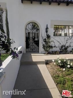 Building Photo - 1049 S Orange Grove Ave