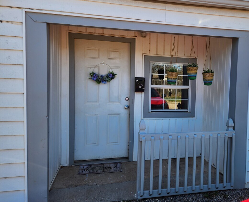 Foto principal - 2109 N 14th St