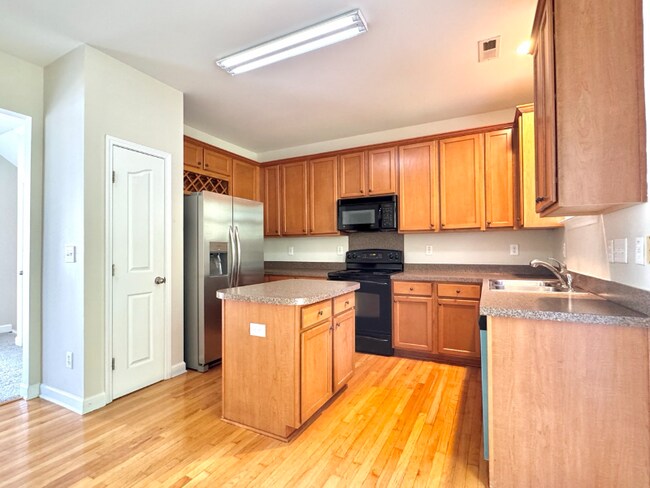 Building Photo - 3927 Tarrant Trace Cir