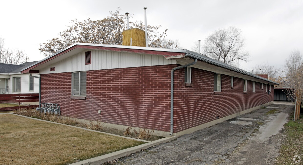 Building Photo - 3680 S 300 E