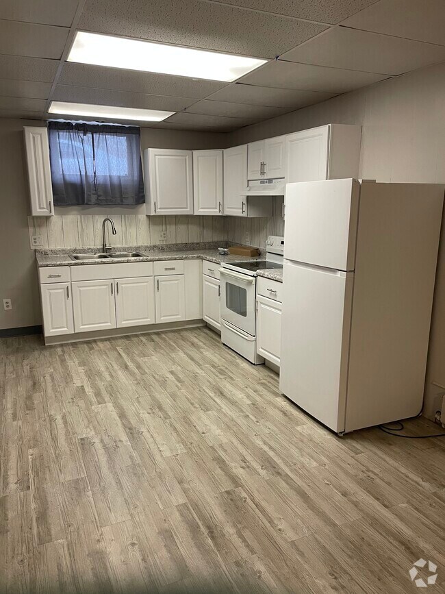 Apartments For Rent in Minnewaukan, ND with Parking 1 Rentals