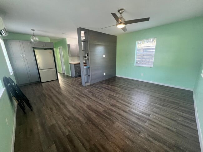 Foto del edificio - 601 N D St