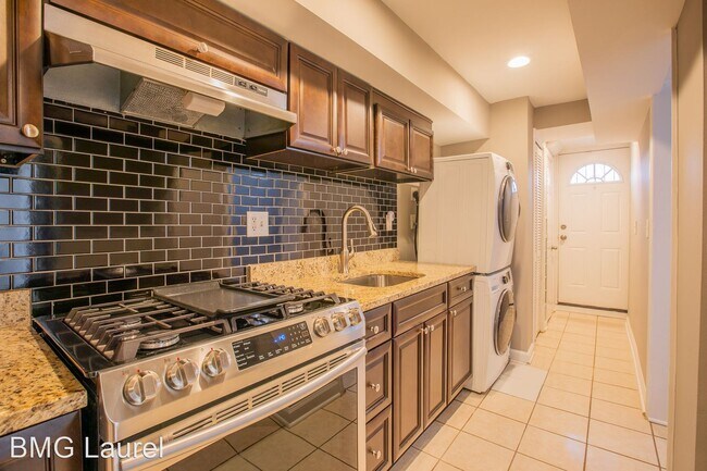 Foto del edificio - 2 br, 1 bath House - 4709 Jay St NE (#B)