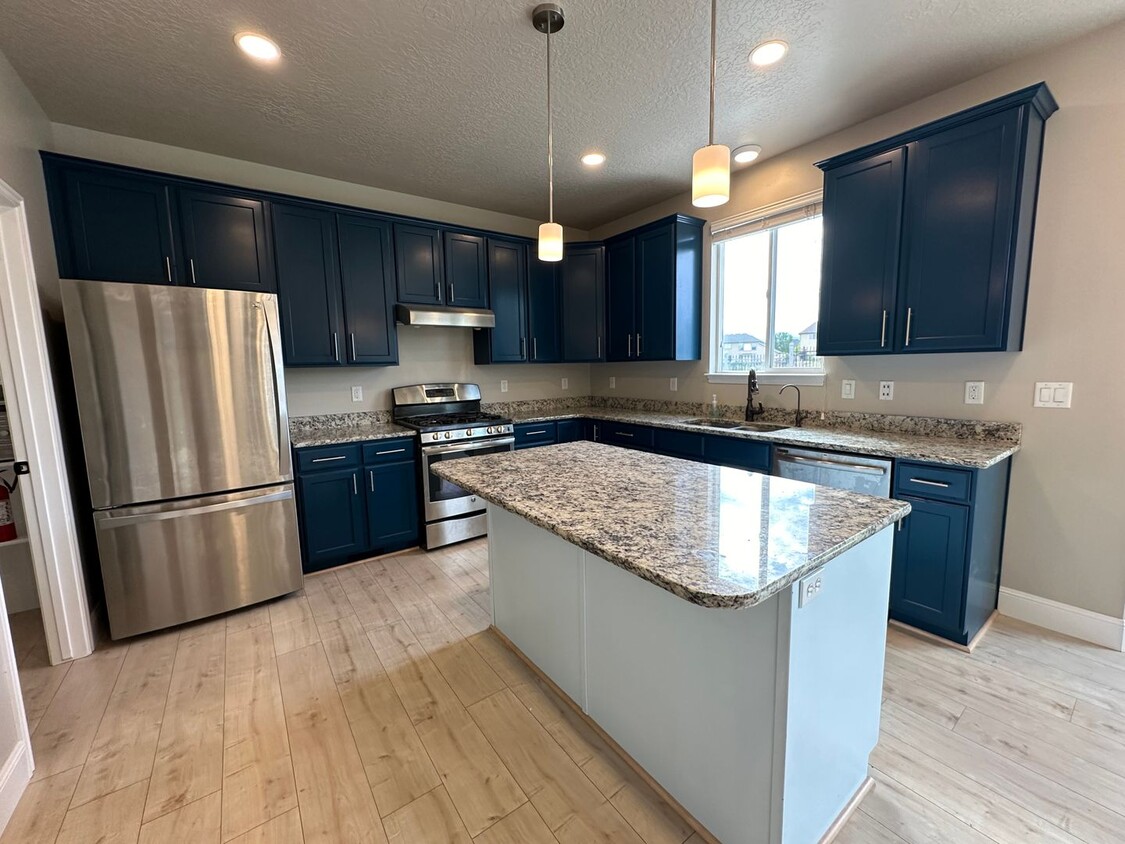 Primary Photo - Single Family Home on Ranches Golf Course ...