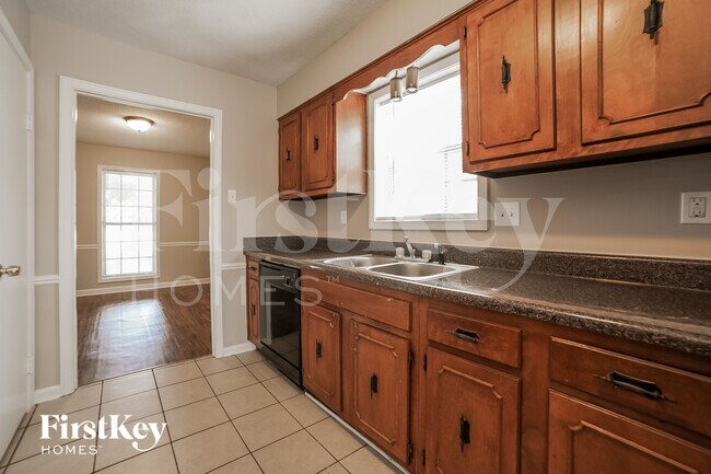 Foto del edificio - 3381 S Mendenhall Rd