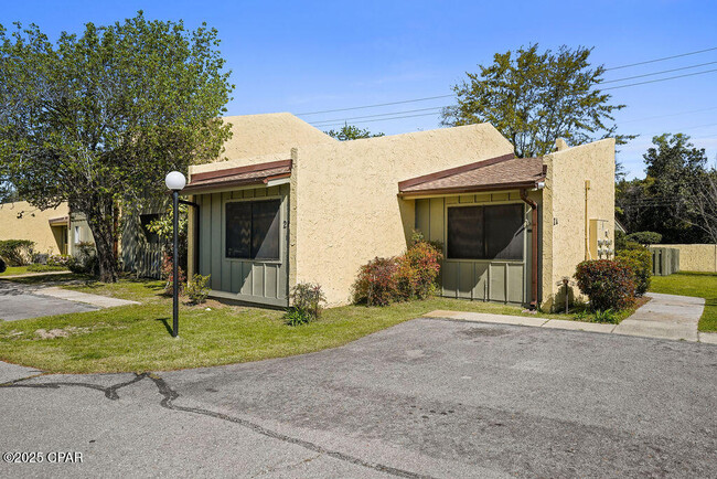 Foto del edificio - 1025 W 19th St