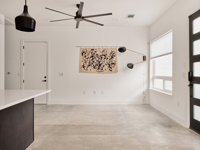 Foto del edificio - 910 Gullett St