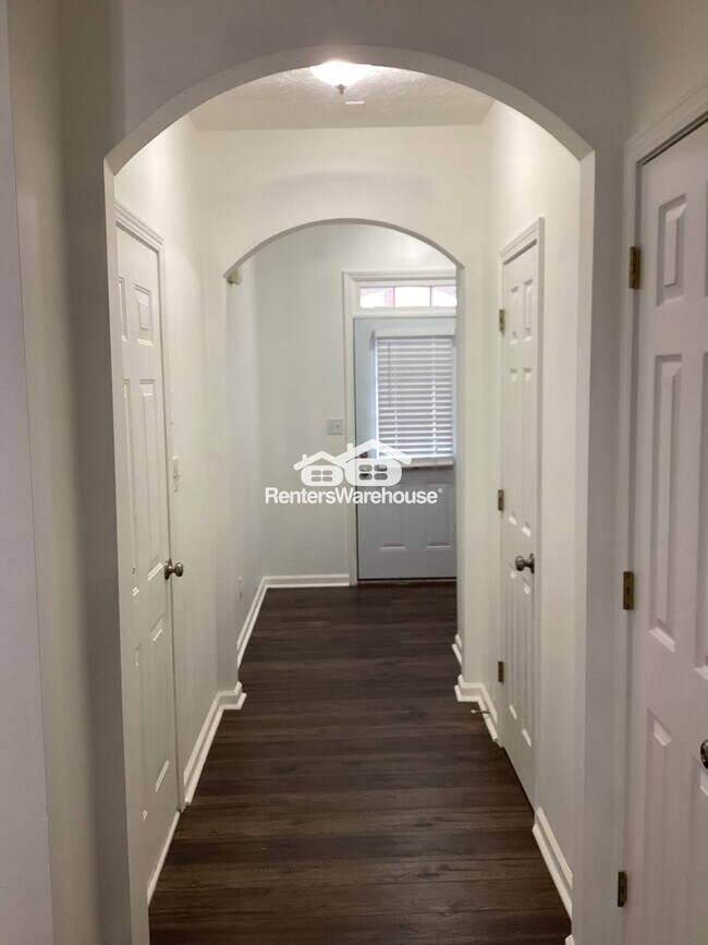 Foto del edificio - 2236 Dandridge Dr