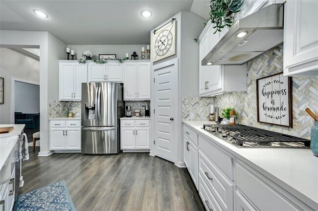 Foto del edificio - 208 Upland Dr