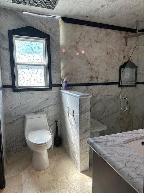 Foto del edificio - 2214 Briarview Dr