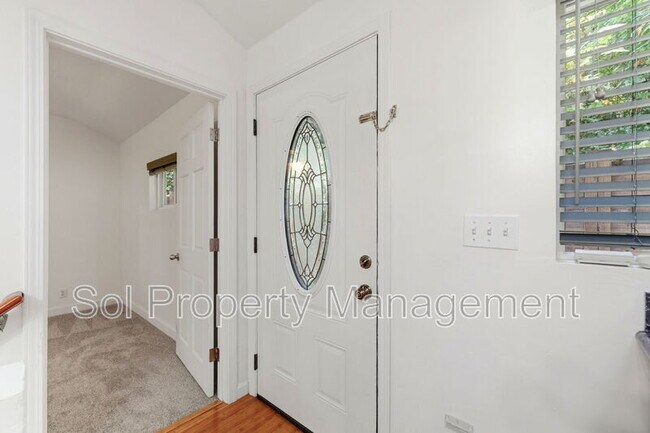 Foto del edificio - 245 Blue Ridge Dr