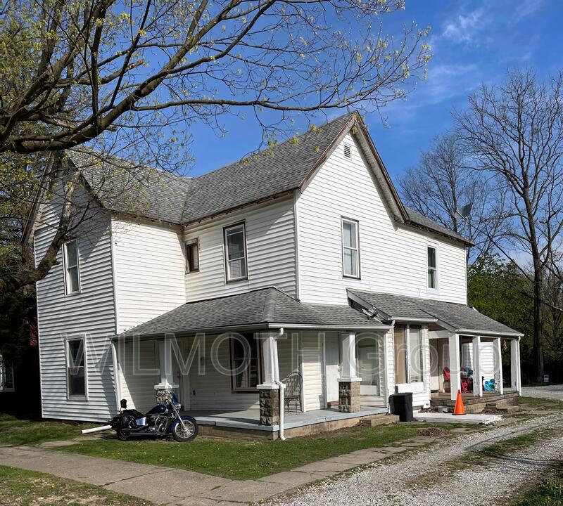 608 E Jefferson St Unit 2, Crawfordsville, IN 47933 Condo for Rent