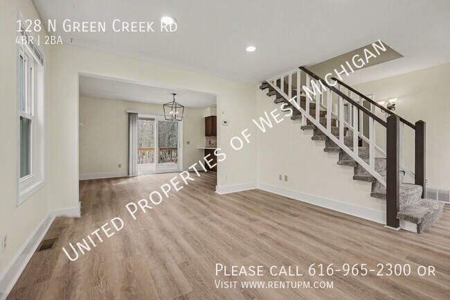 Foto del edificio - 128 N Green Creek Rd