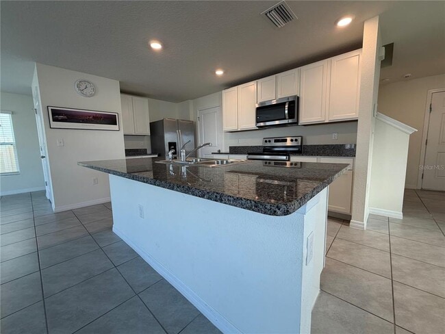 Building Photo - 12072 Downy Birch Dr