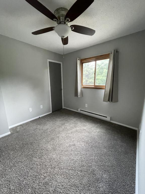 Building Photo - 1963 Apartment Dr