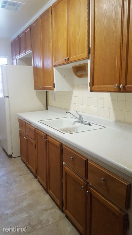 Foto del edificio - 1721 W Cameron St
