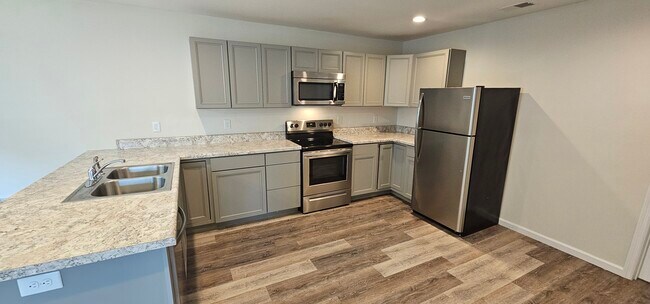 Building Photo - 8022 Wilburn Way