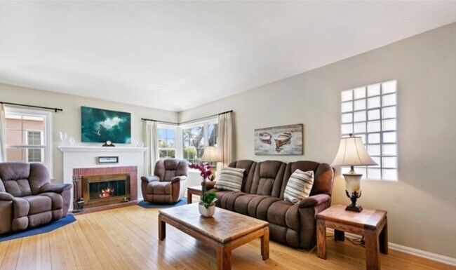 Foto del edificio - 6253 W 83rd Pl