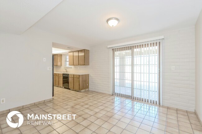 Foto del edificio - 7341 E 39th St