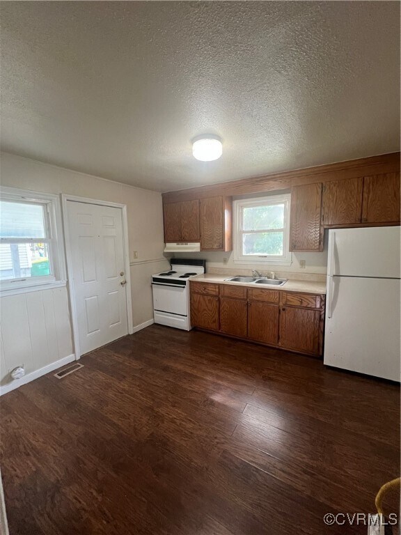 Building Photo - 2405 Oaklawn Blvd