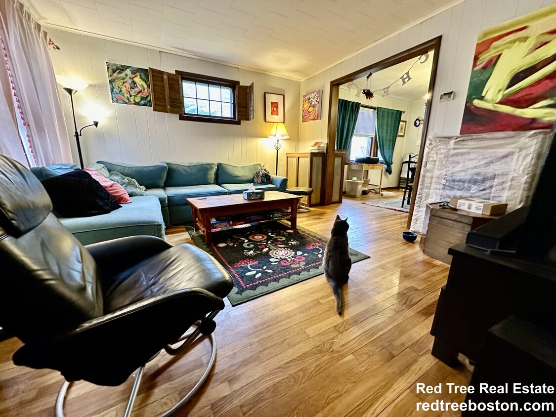 Foto principal - 102 Bennett St