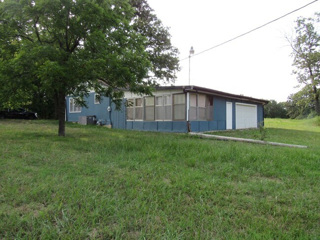 Foto del edificio - 1815 N. St. Hwy. 7