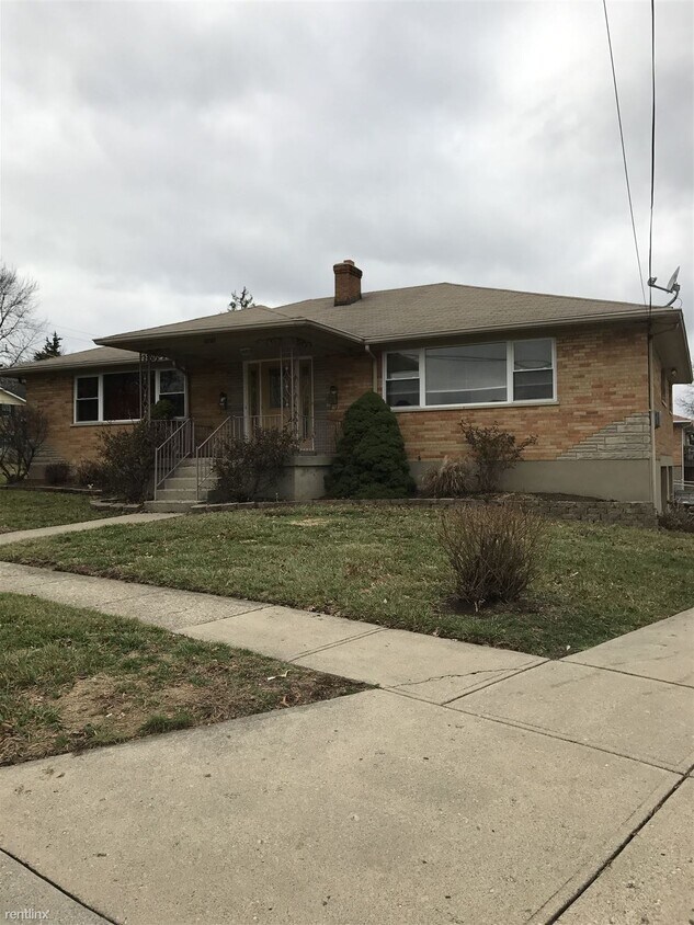 2 br, 1 bath Duplex 3460 March Ter Solid... Townhome Rentals in