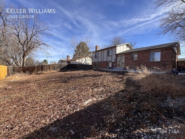 Foto del edificio - 277 Glenway St