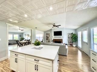 Foto del edificio - 4633 Archer Dr