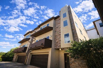 Building Photo - 1515 Birdsall St