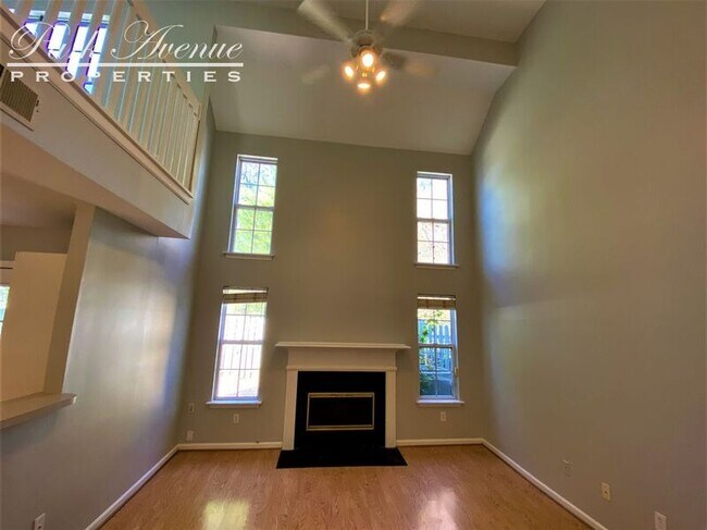 Building Photo - 8814 Scotch Heather Way