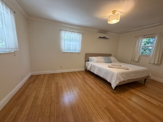 Foto del edificio - 1413 SW 23rd Ave