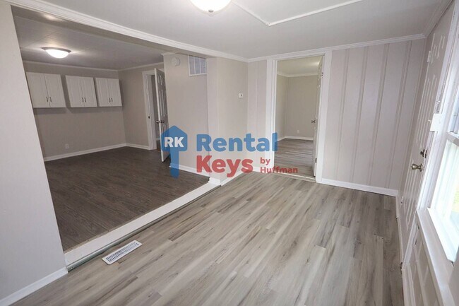 Foto del edificio - 3450 Koressel Ave